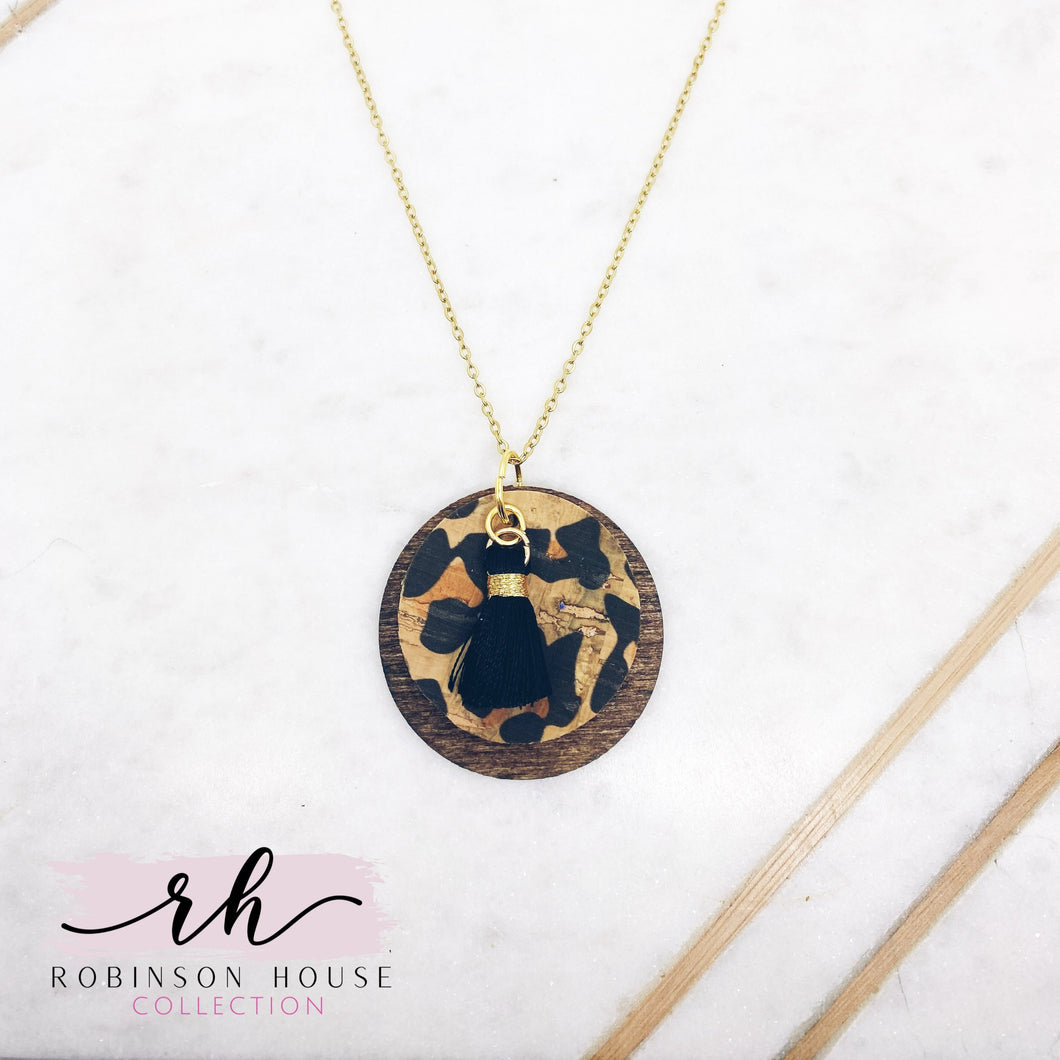 Disc Wood Necklace - Leopard Cork